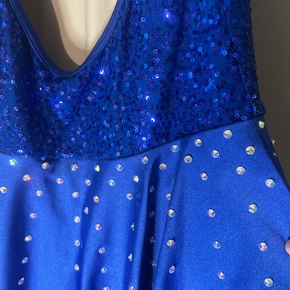 dance uniform (USED) - Picture 6 of 7